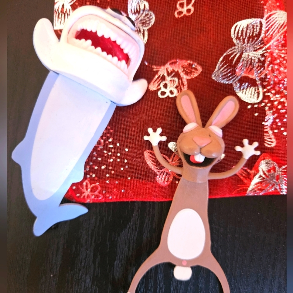 Funny‎ bookmarks (2)